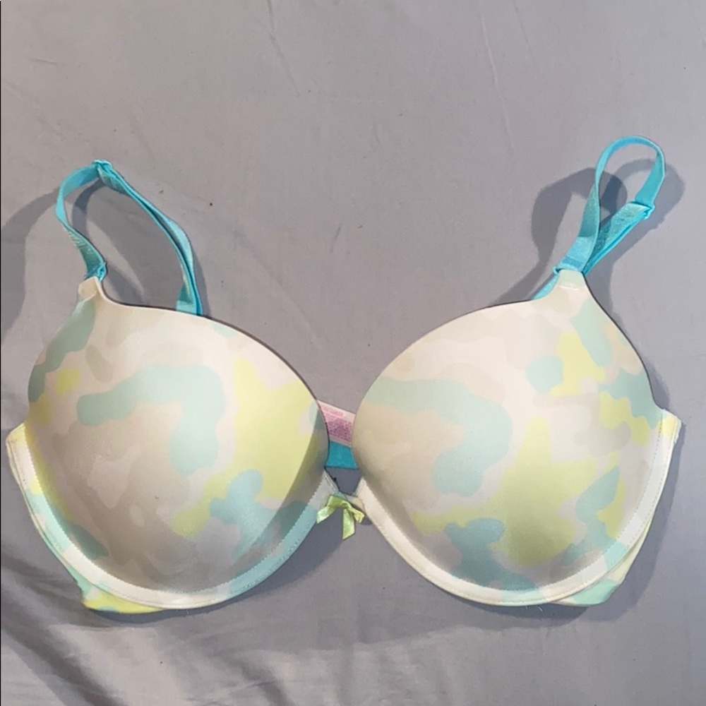 PINK VS PUSH-UP/PIGEONNANT CAMO 34DD BRA